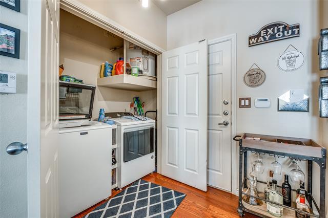 Building Photo - 3102 Kings Rd