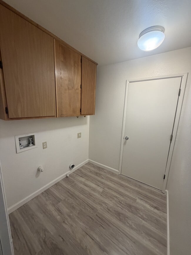 Building Photo - 844 Stetson Way