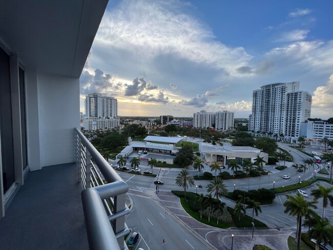 One of 3 balconies - 1720 Harrison St