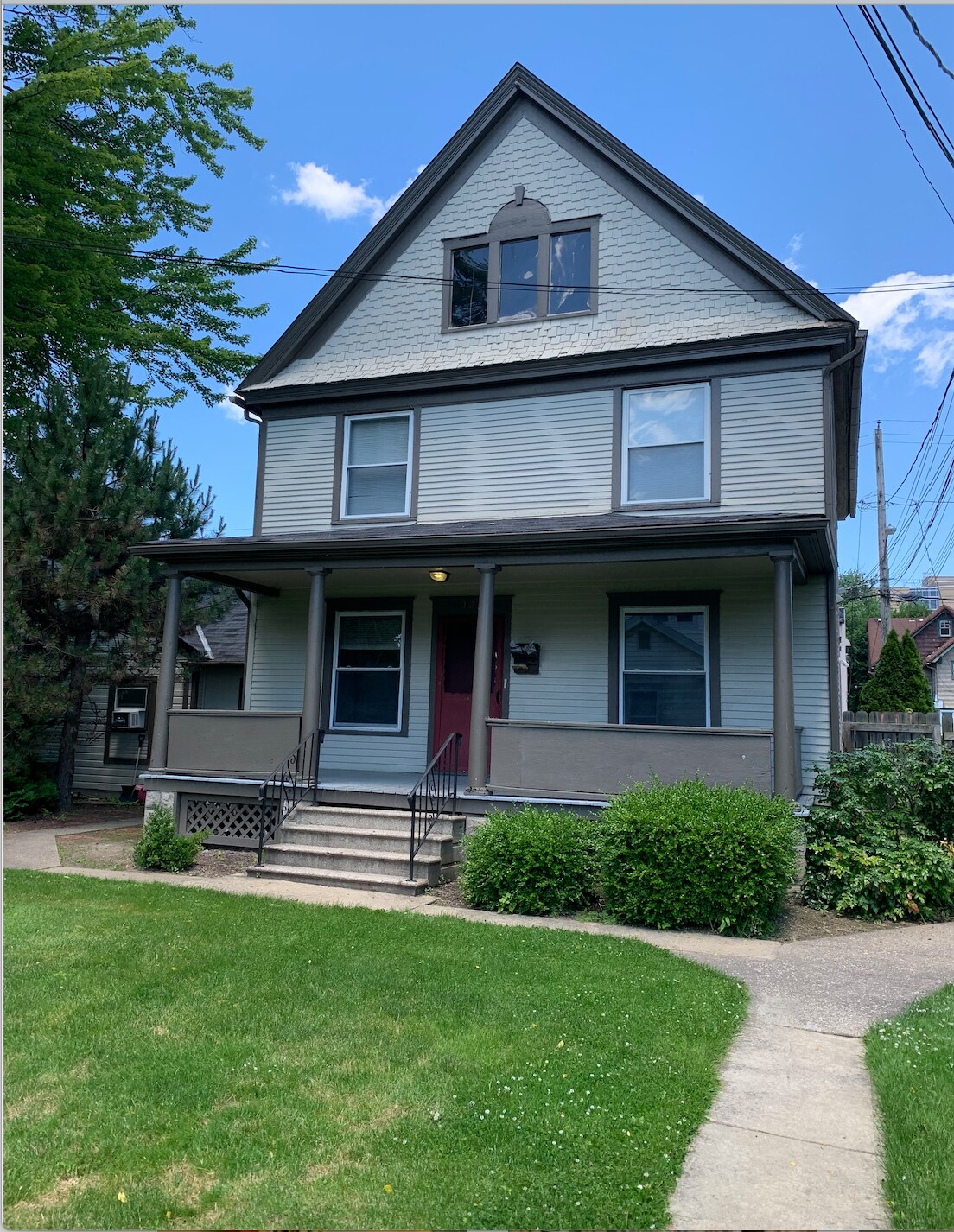 Building Photo - 329 5th St