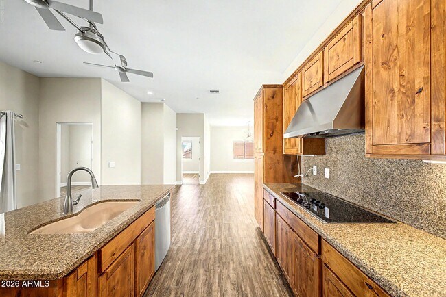Building Photo - 15452 Chicory Dr