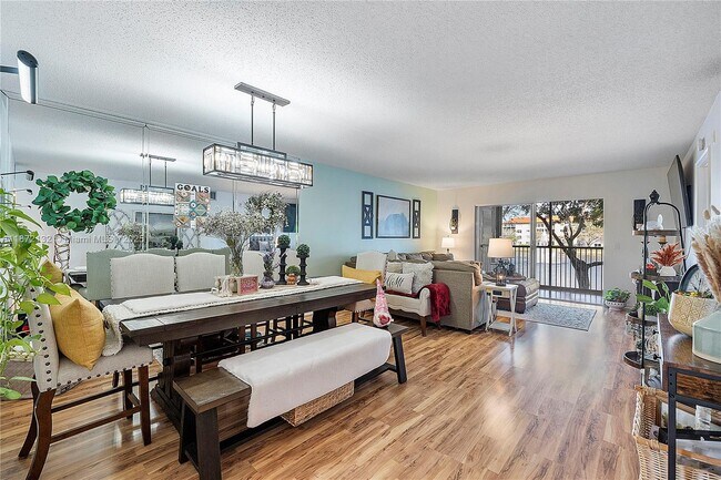 Primary Photo - 12901 SW 15th Ct