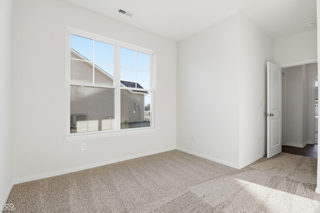 Building Photo - 2863 Piper Pl