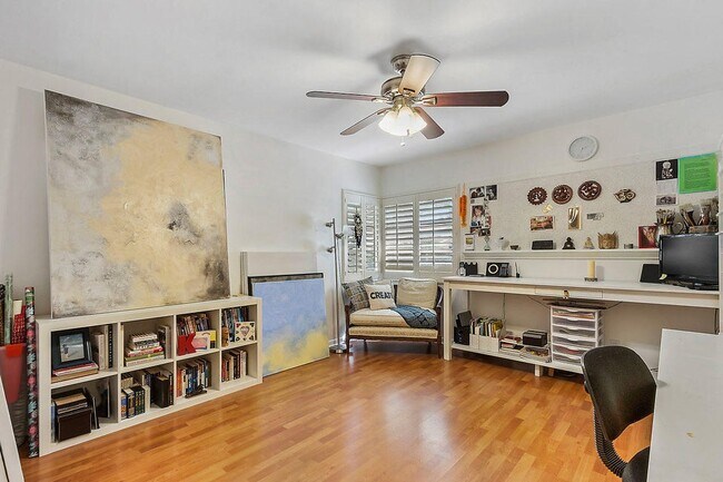 3rd bedroom w closet plantation shutters - 2535 NW 41st St