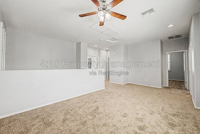 Building Photo - 852 S Colonial Dr
