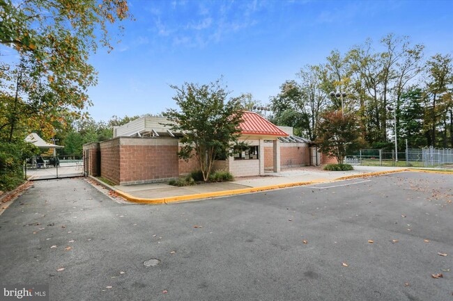 Building Photo - 502 Lawson Way