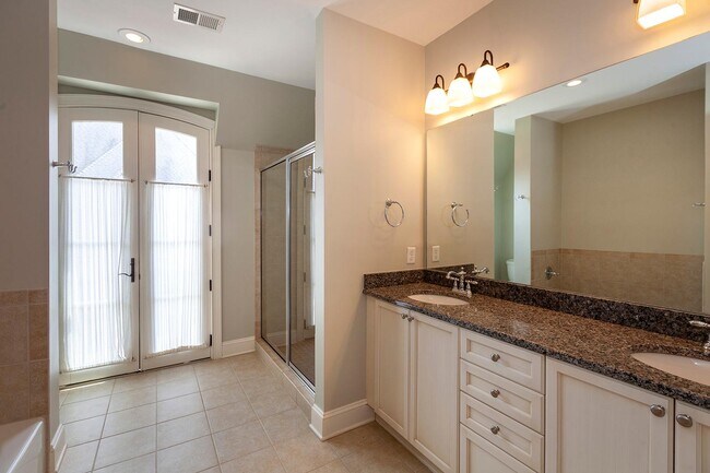 Building Photo - 8819 Provence Village Ln