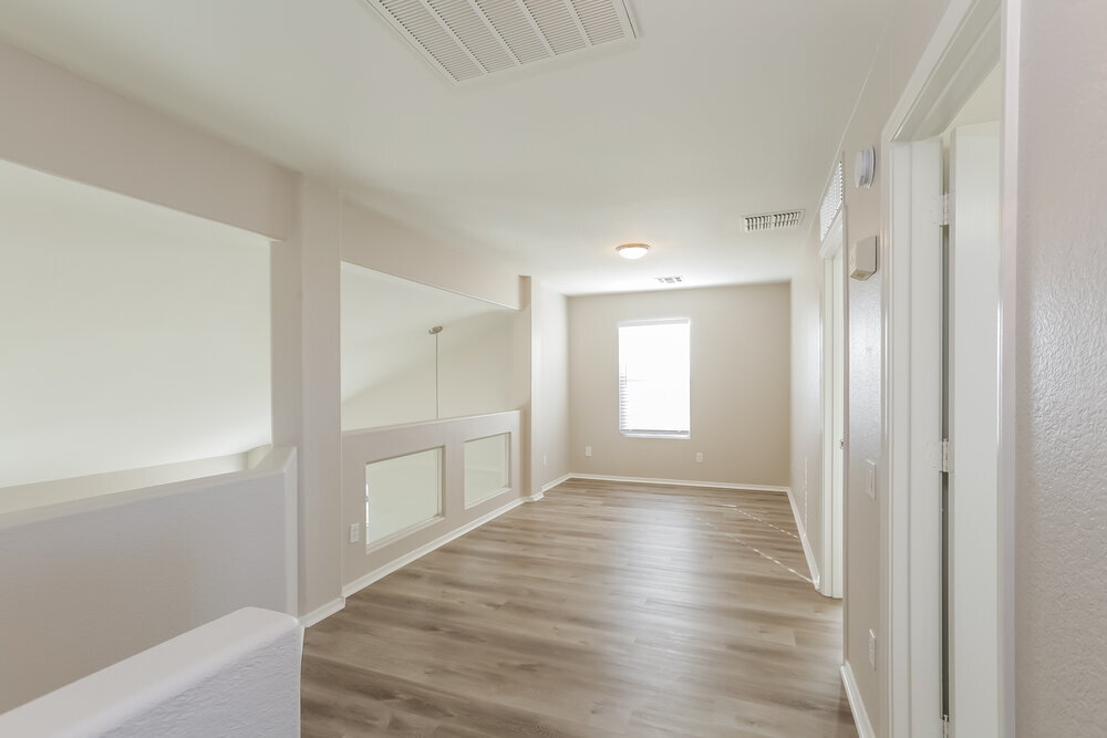 Building Photo - 13042 W Monterey Way