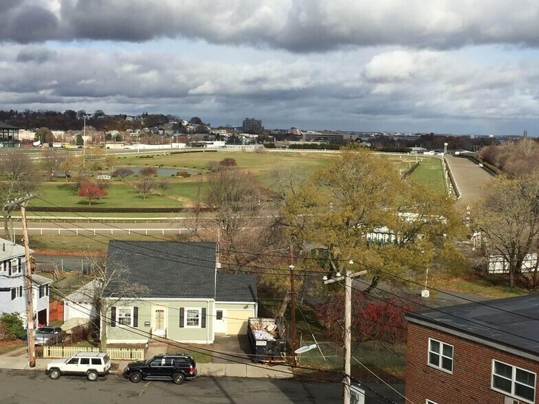 Primary Photo - 1 Orient Ave