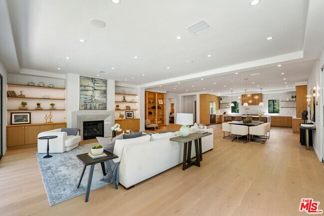 Building Photo - 20215 Lorenzana Dr