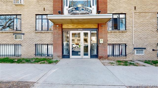 Primary Photo - 500 E 11th Ave