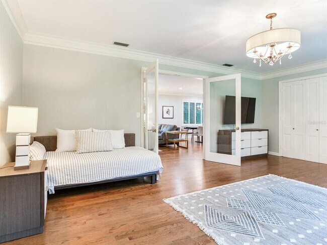 Building Photo - 3401 S Almeria Ave