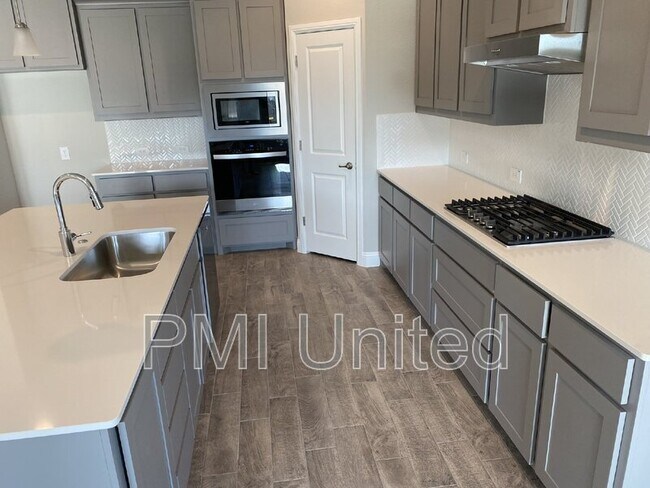 Building Photo - 11525 Nicholson Ln