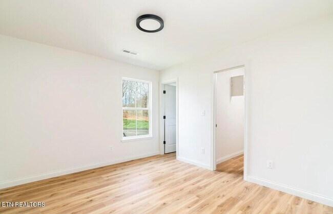 Building Photo - 1623 Francis Rd