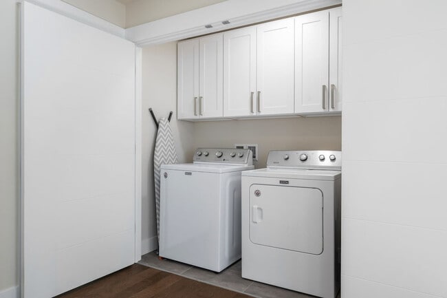 Building Photo - 10404 2nd Pl SW