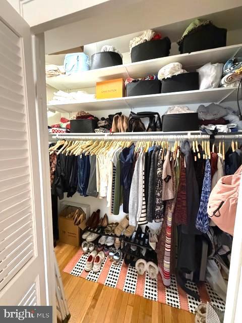 Building Photo - 2040 Belmont Rd NW