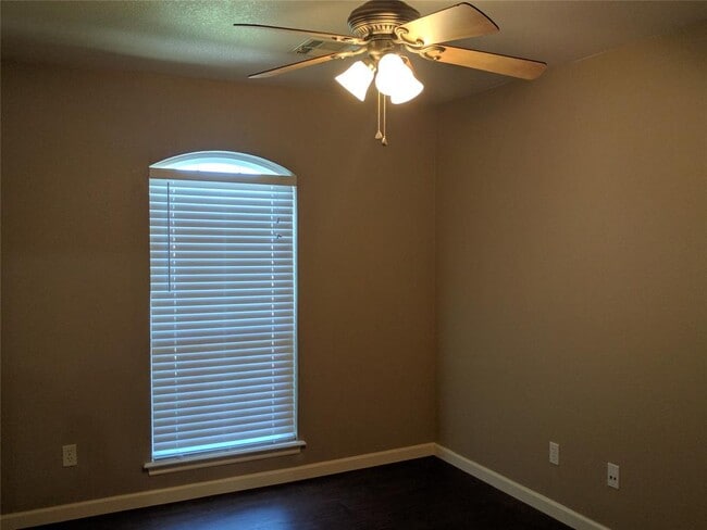 Building Photo - 416 Cherokee Gate Dr