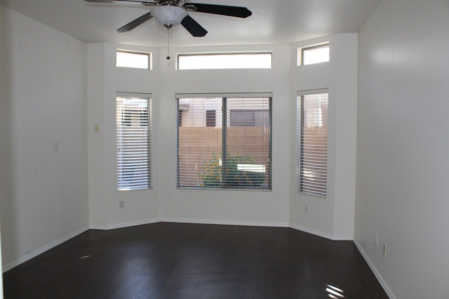 Master Bedroom - 440 S Val Vista Dr.