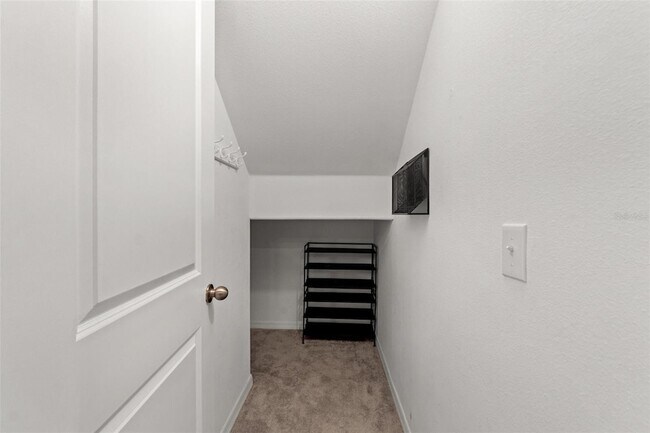 Building Photo - 194 Argyll Dr