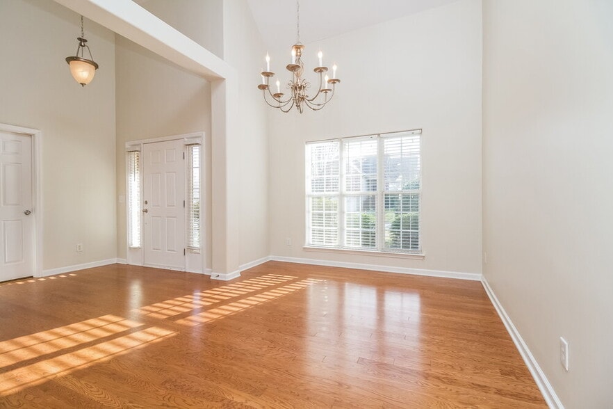 Building Photo - 4029 Kristen St