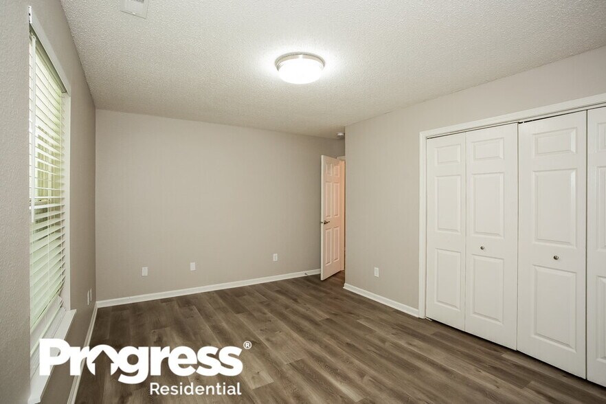 Building Photo - 8438 Kousa Dr