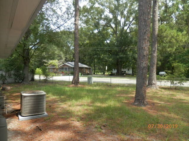 Building Photo - 114 Pointe S Dr