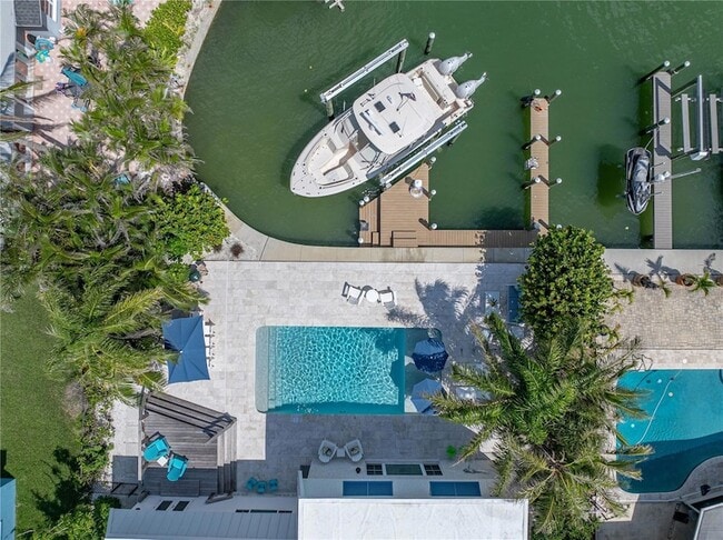 Building Photo - 829 59th Ave