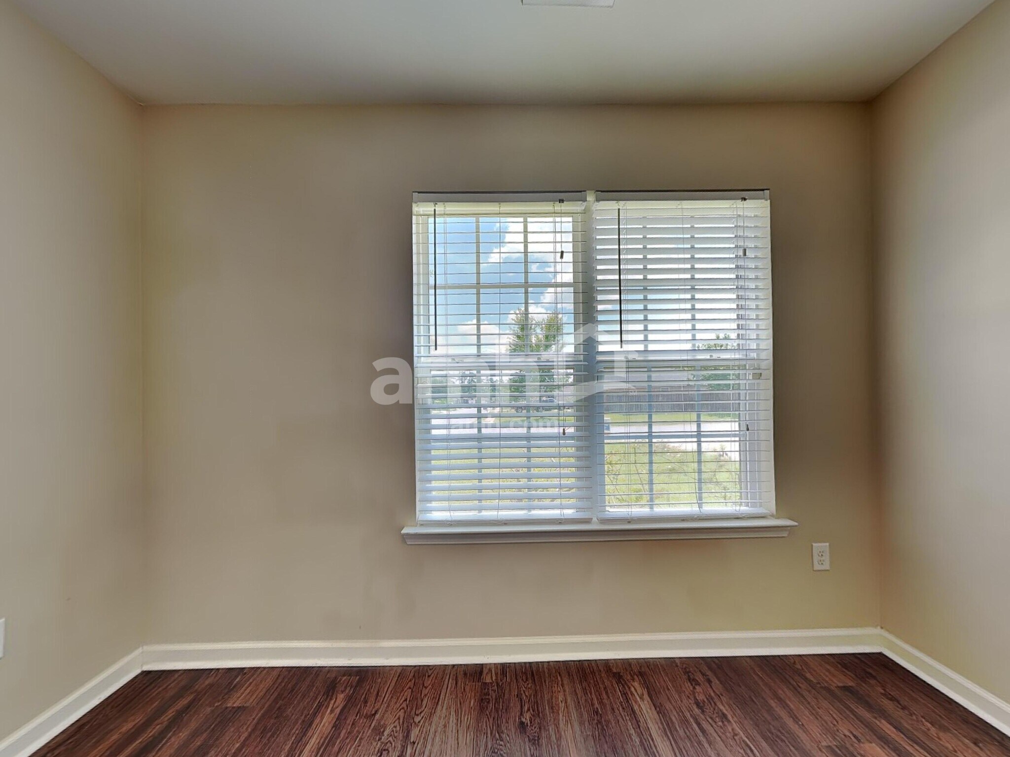 Building Photo - 107 Fontenot Dr