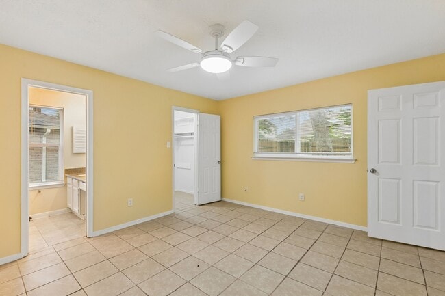 Building Photo - 2747 Sicklepod Dr