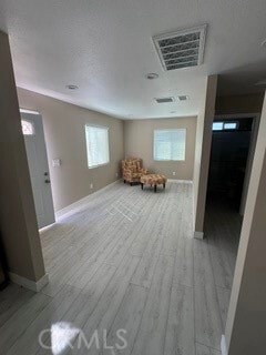 Building Photo - 10537 Variel Ave