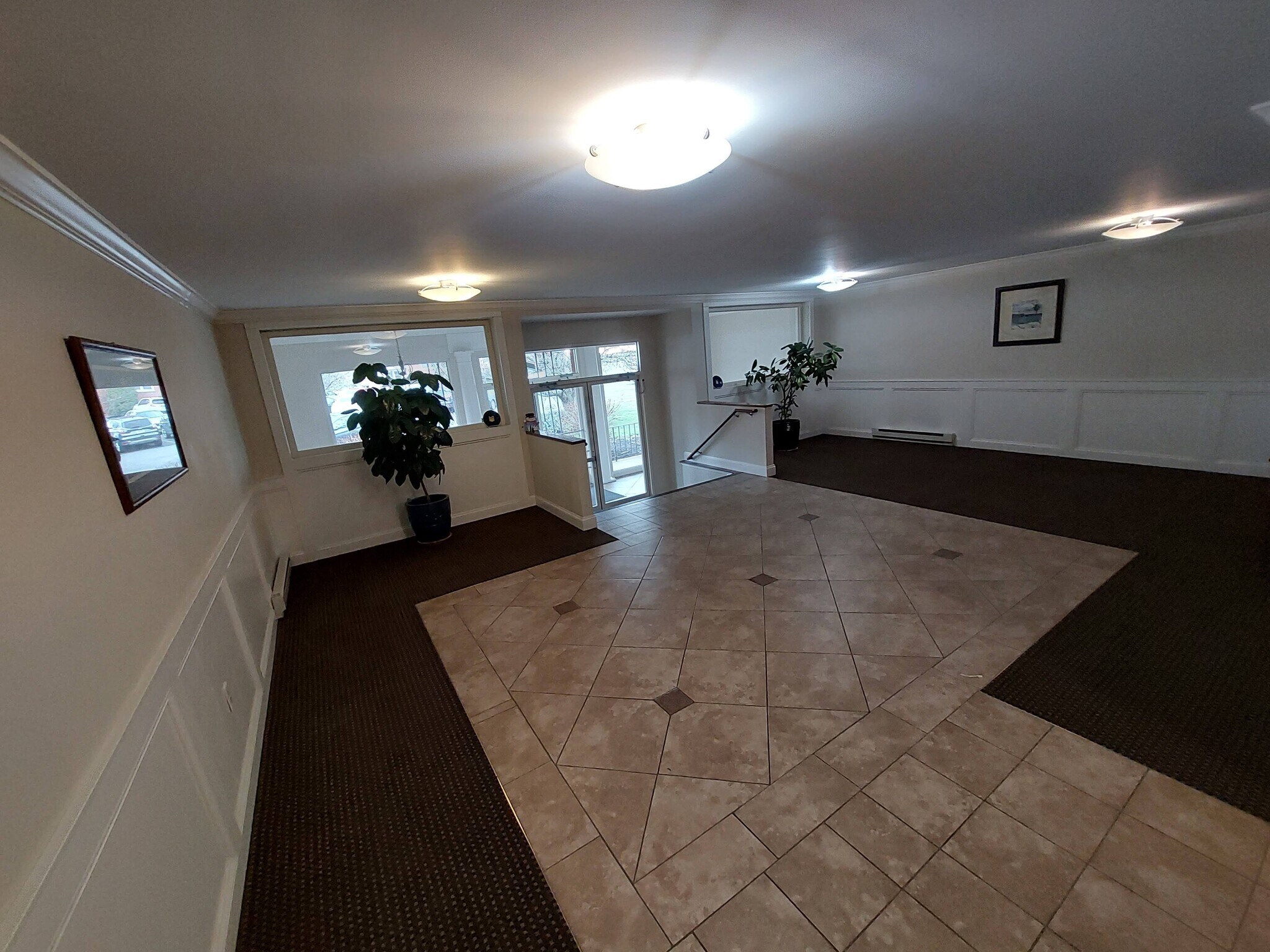 Building Photo - 181 Melba St