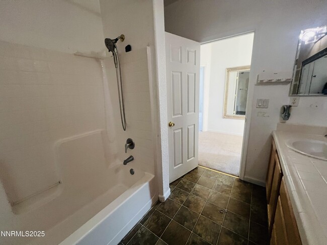 Building Photo - 513 Cypress Point Dr