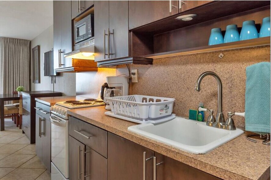 Building Photo - 19201 Collins Ave