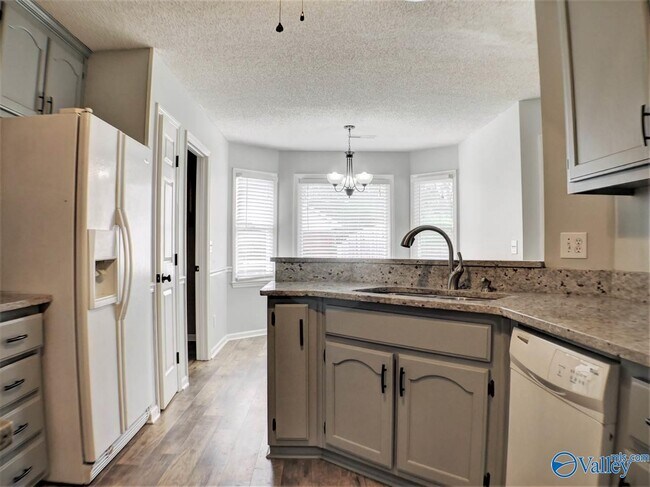 Building Photo - 109 Marysa Dr