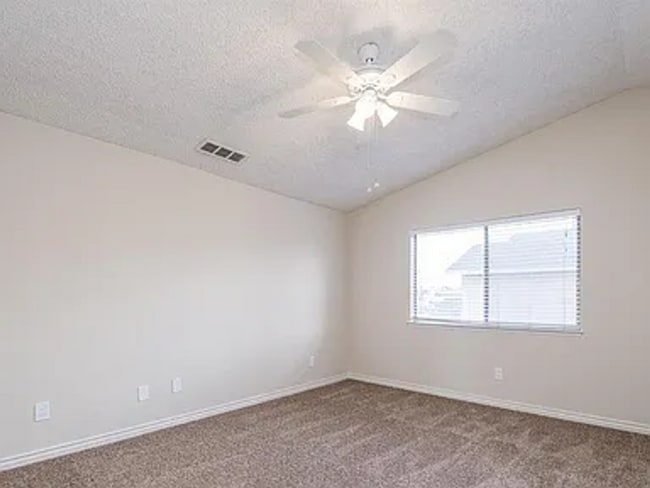 Building Photo - Gorgeous 2 Story Home Fully Upgraded – Move-In Ready!- 4 bedroom 3 bath