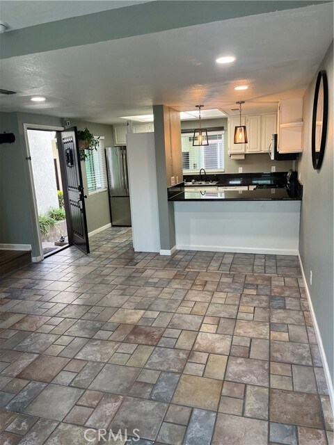 Building Photo - 5307 N Barranca Ave