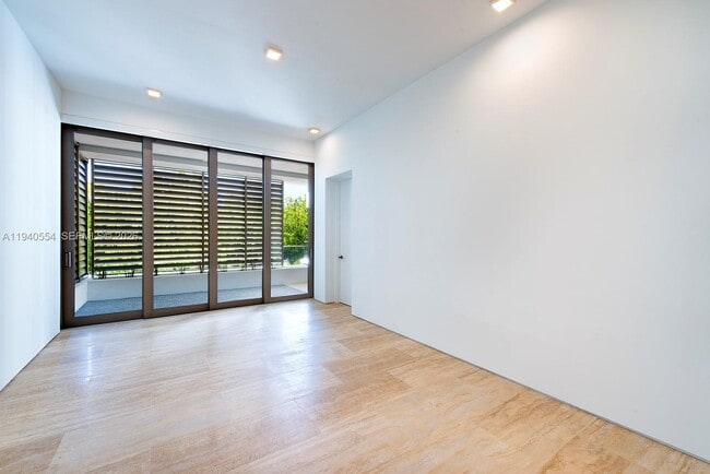 Building Photo - 311 Meridian Ave