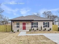 Building Photo - 2701 S Battery St