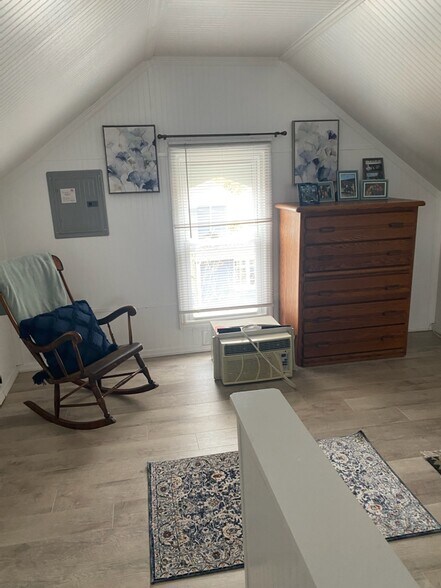 3rd floor space - 140 Mount Kemble Ave