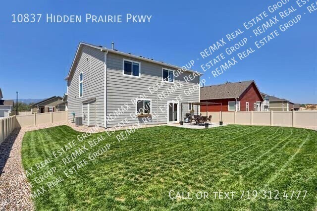 Building Photo - 10837 Hidden Pr Pkwy