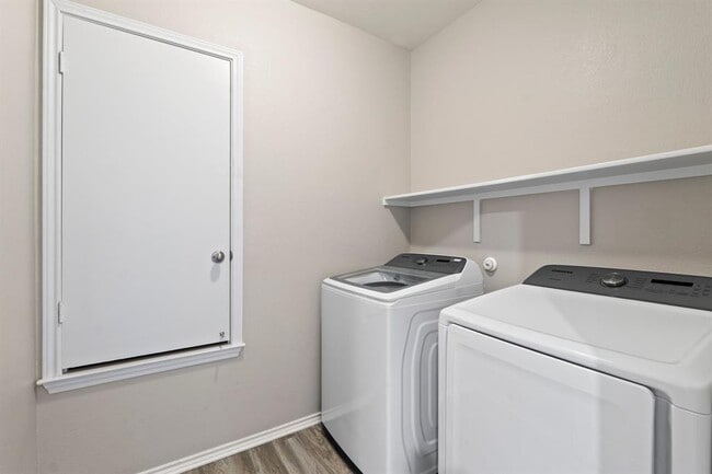 Building Photo - 7805 Peccary Dr