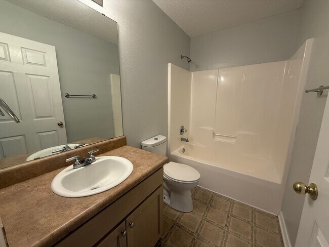 Building Photo - Pace - Spencer Oaks Landing - 4 bedroom, 2 bath w/ lawn care included