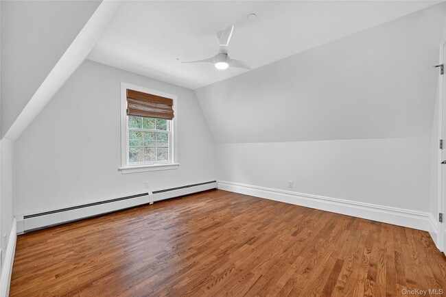 Building Photo - 165 Piermont Ave