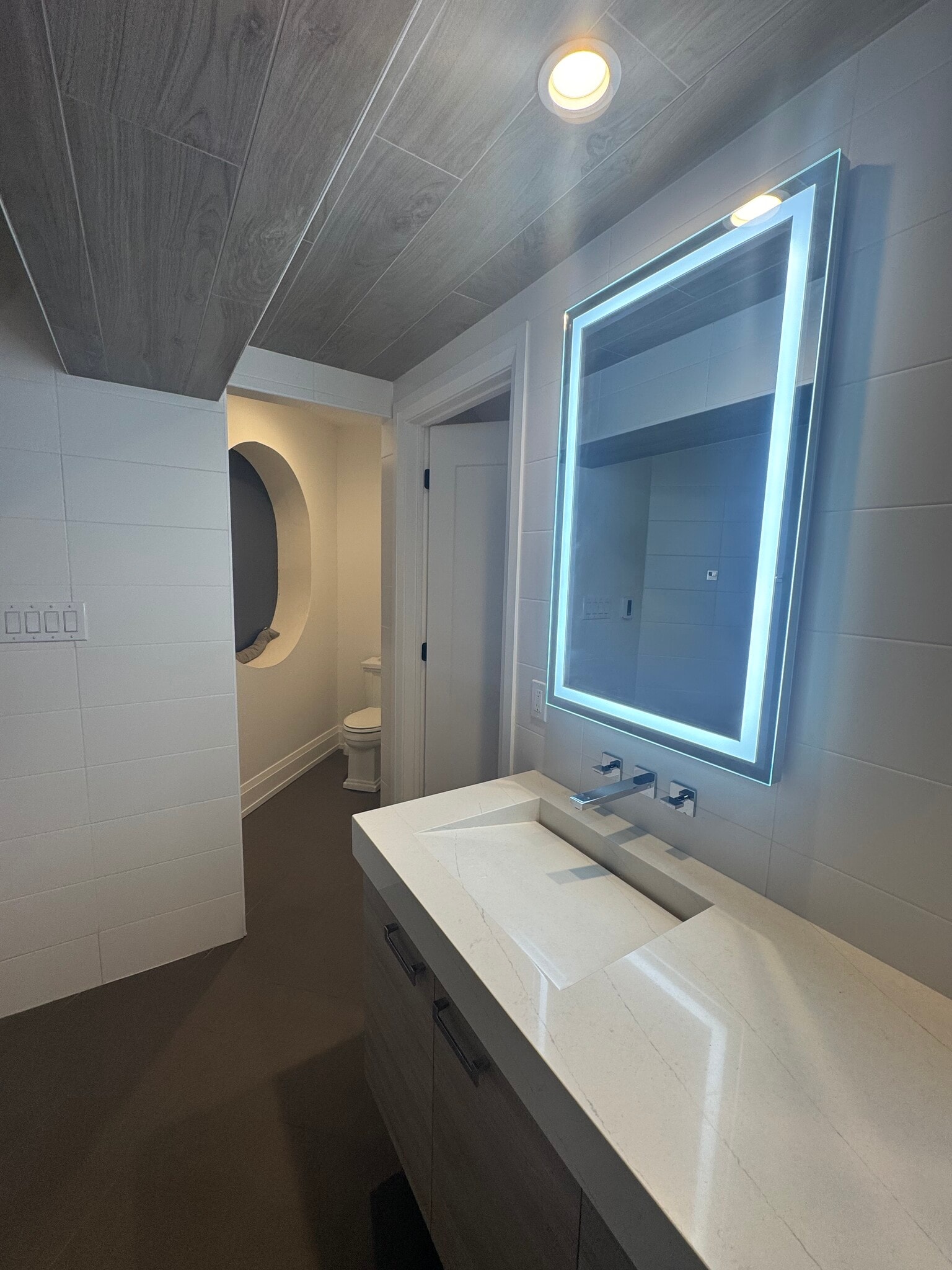 Building Photo - 230 S 3rd St