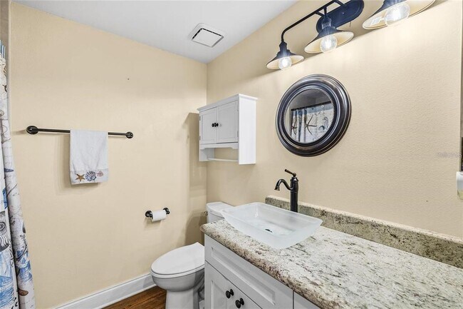 Building Photo - 8000 Sailboat Key Blvd S