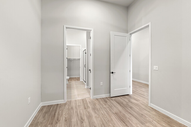 Building Photo - 4510 Terry-O Ln
