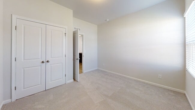 Building Photo - 121 Velten Ridge Dr