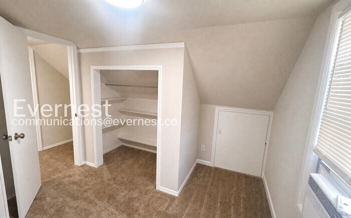 Building Photo - 1254 Elmwood Rd