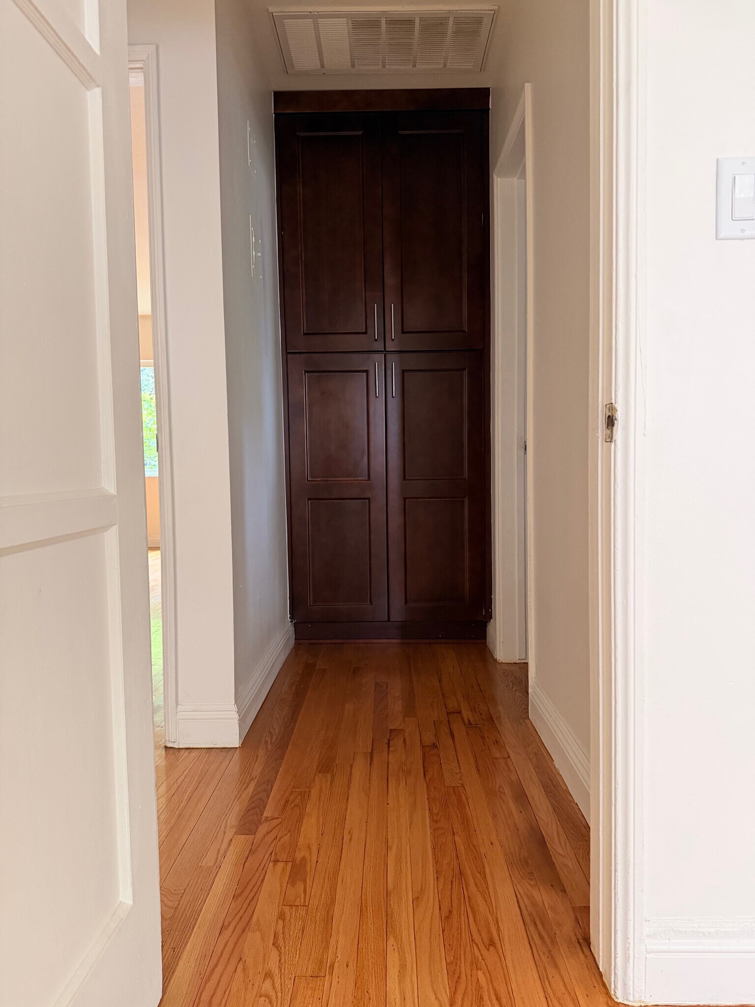 Building Photo - 337 W Lomita Ave