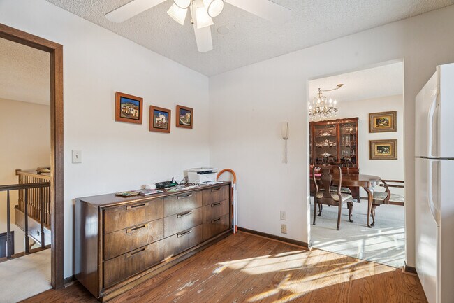 Building Photo - 1245 Michelle Ct